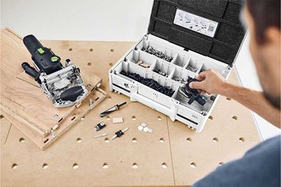 Éléments d'assemblage et chevilles dans un Systainer