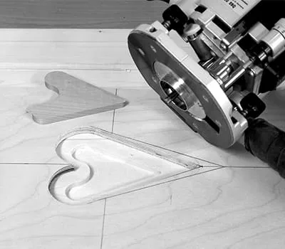 Unregelmäßige Holz-Löcher ausbessern