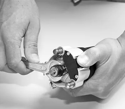  Einsetzten des Fräsers