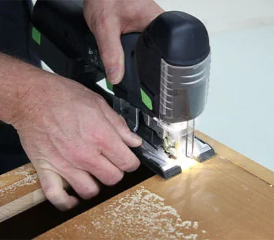 Ausschnitt mit Stichsäge