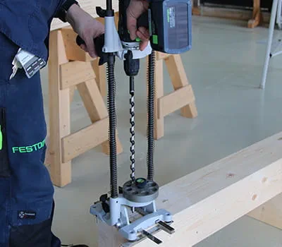 Bohrungen schnell und gerade durchzuführen