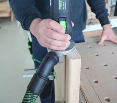 Stirnseiten der Tritte fasen